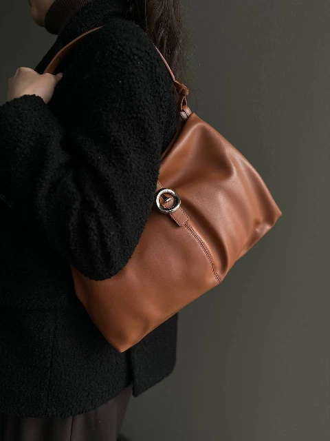 brown_cognac.webp