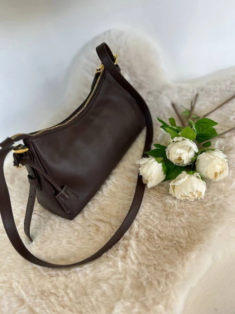 Leather shoulder bag 80135