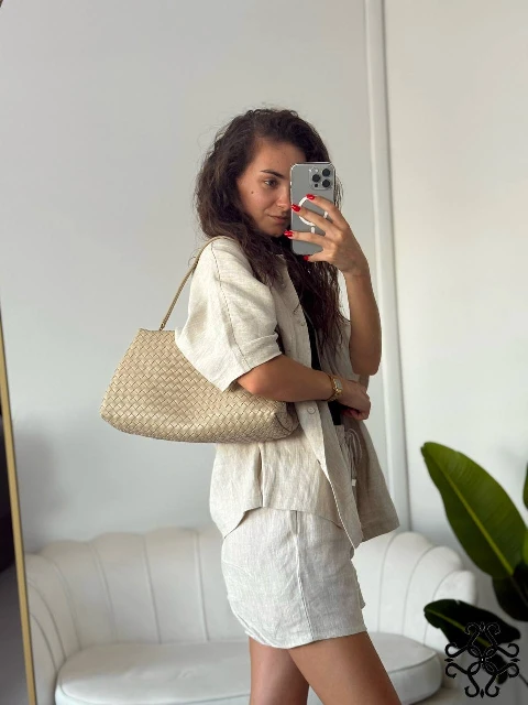 beige_.jpg