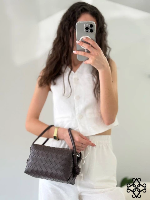 Leather handbag 80422