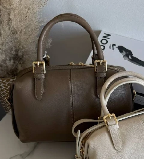 taupe.jpg