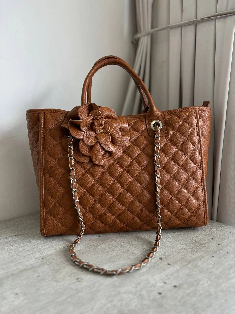 brown_cognac.webp