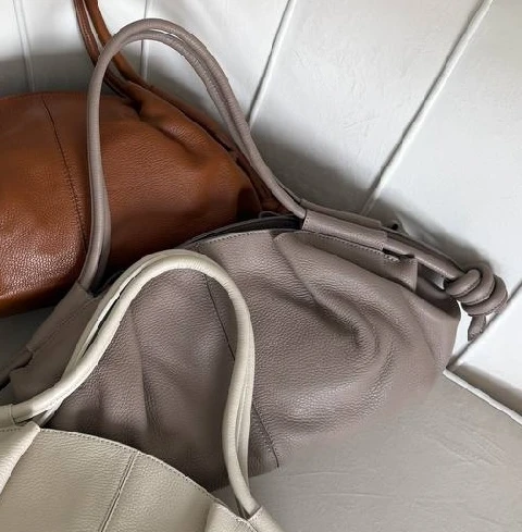 taupe.jpg