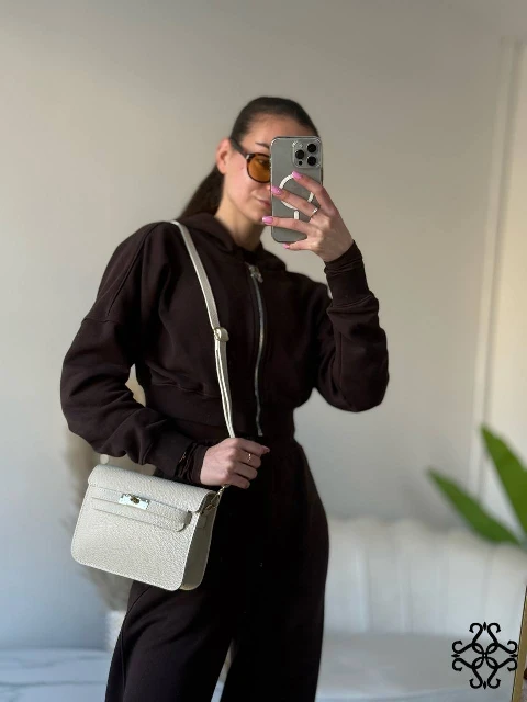 beige_.jpg