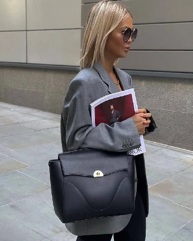 black.jpg