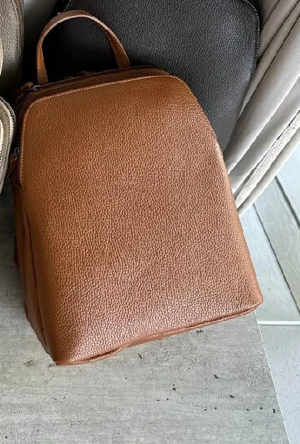 brown_cognac.webp
