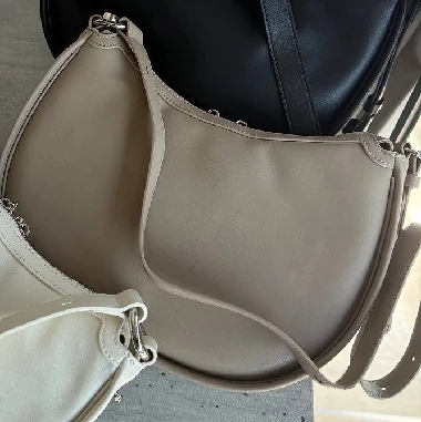 taupe.jpg
