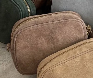 taupe.jpg