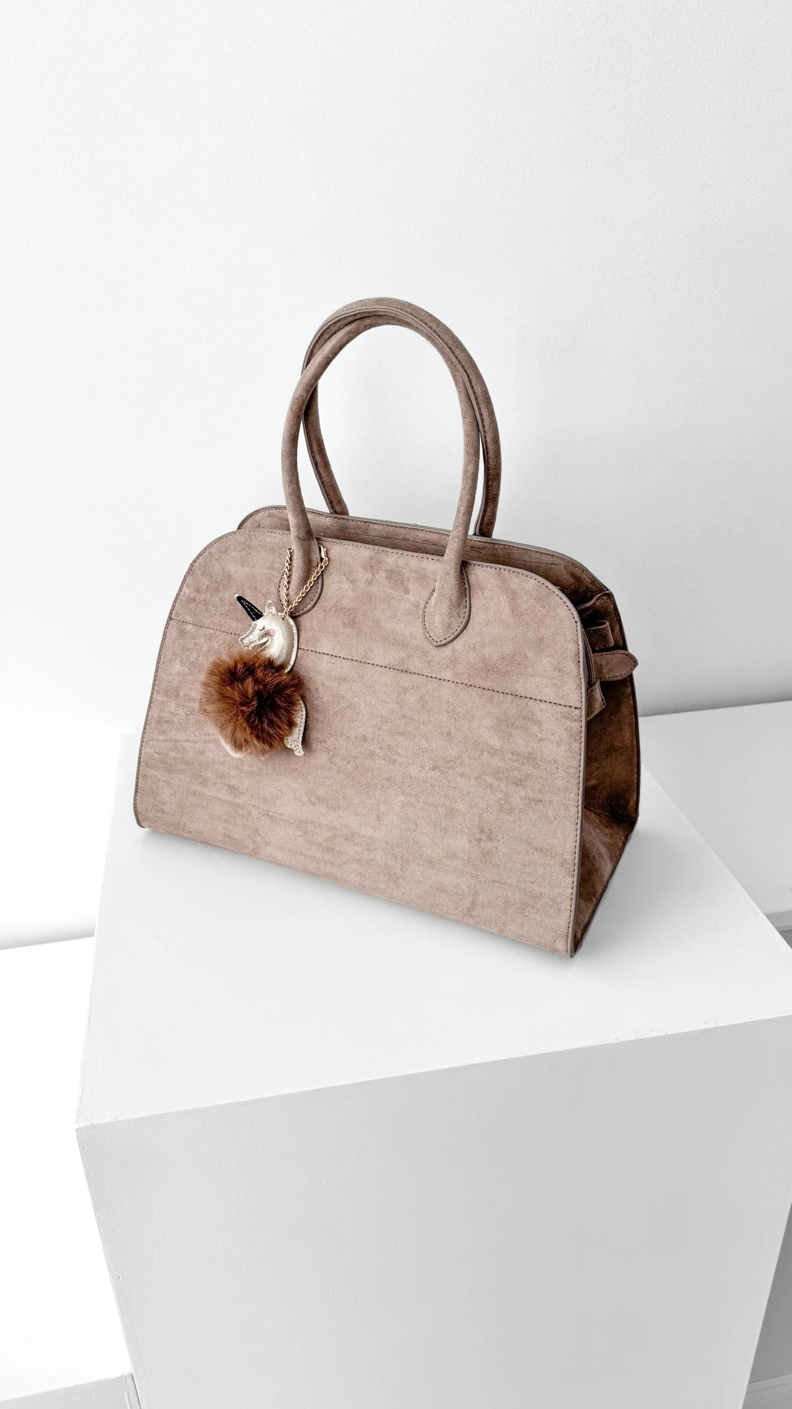 taupe.jpg