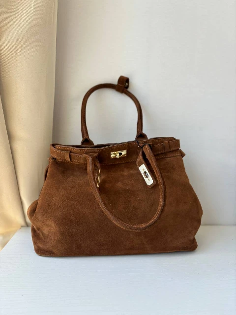 brown_cognac.webp