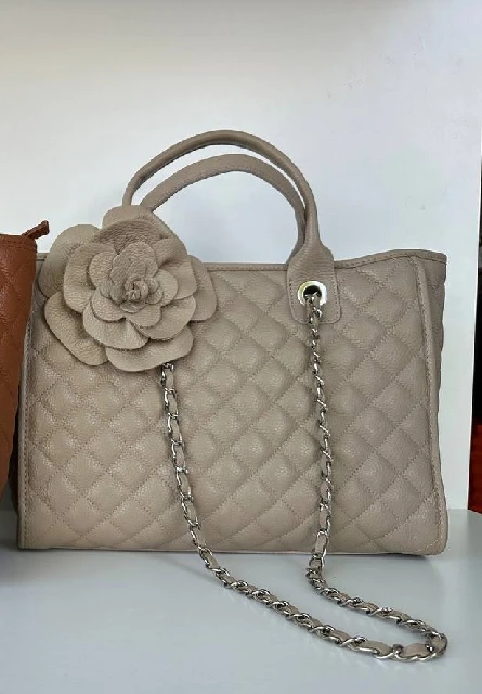 taupe.jpg