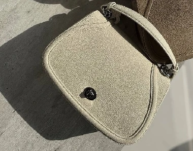 beige_.jpg