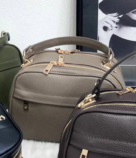taupe.jpg