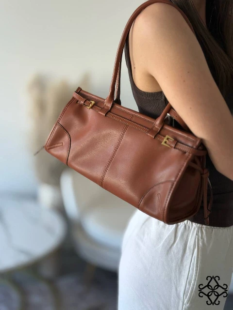 Leather handbag 80123
