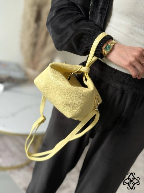 Ādas rokassoma 80535