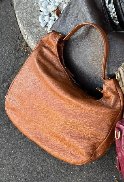 brown_cognac.webp