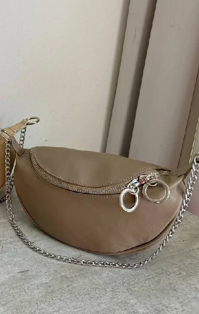 taupe.jpg