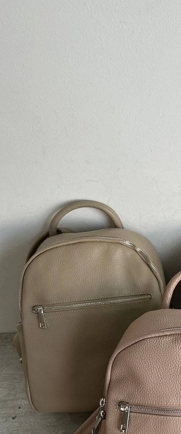 taupe.jpg